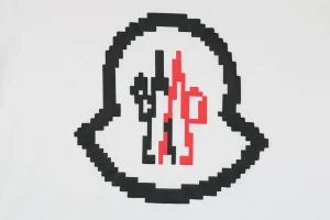 Mxxcler Pixel MK Large Logo Print T-Shirt5.jpeg