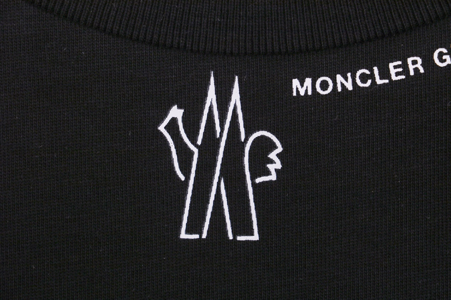 Mxxcler Rooster & M Letter Neckline Print T-Shirt1.jpeg