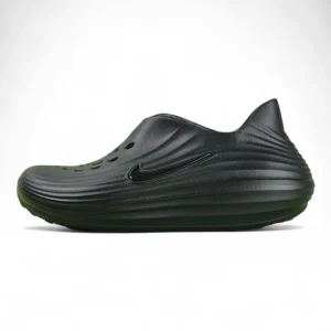 Nike ReactX Rejuven8 “Triple Black”