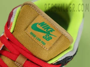 Nike SB logo tag
