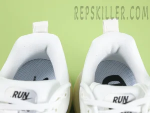 Nike Vomero 18 “Summit White:Coconut Milk:Black”12