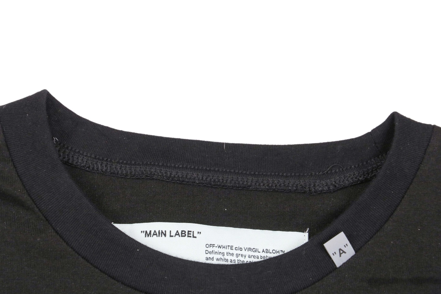 OFF-WHITE c:o VIRGIL Religious Angel Wings Print T-Shirt7.jpeg