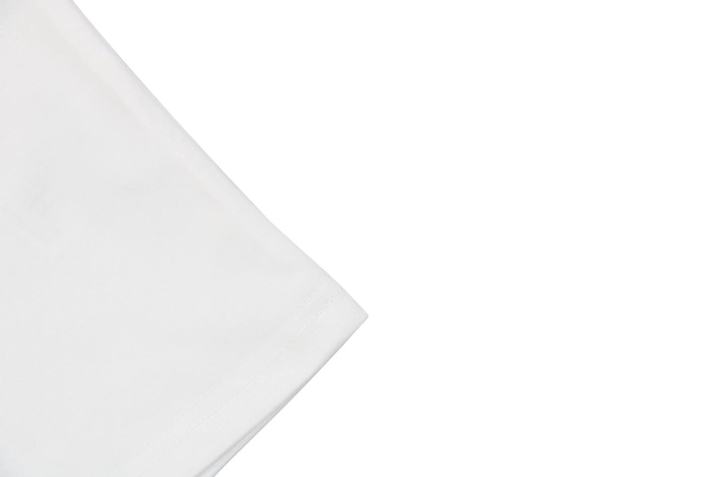 We11done Rainbow Heart Teddy Bear Print T-Shirt7.jpeg