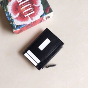 Replica Gucci Card Holder 2.0 - near-authentic luxury replica handbag