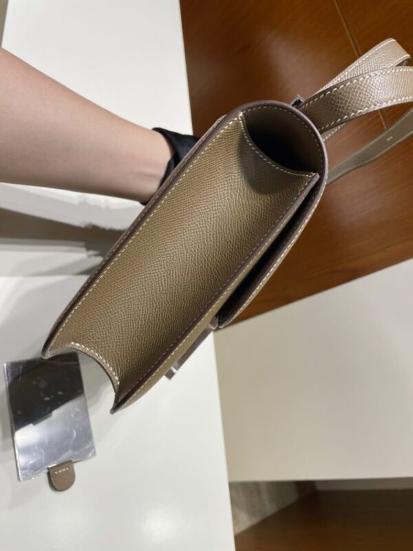 Replica Hermes Constance 24cm Etoupe - realistic designer-inspired fake bag