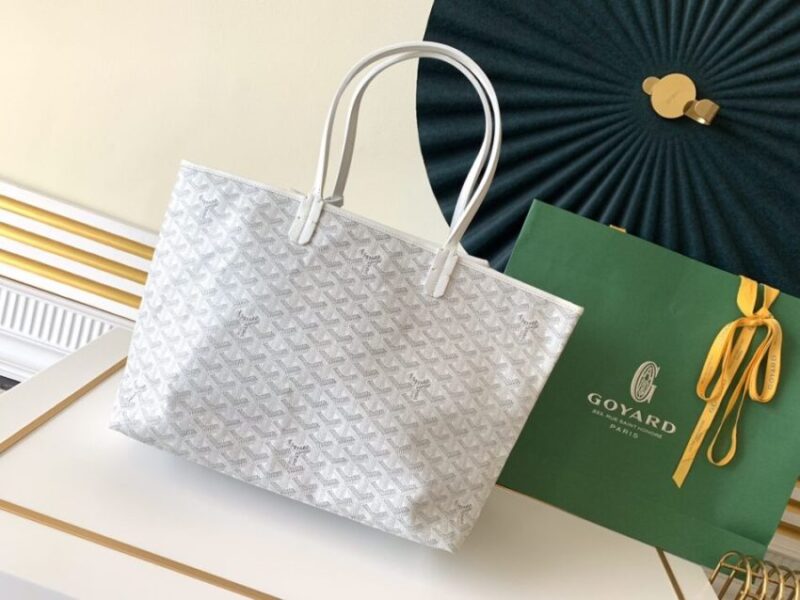 Replica Goyard Isabelle White - best-selling designer handbag dupe