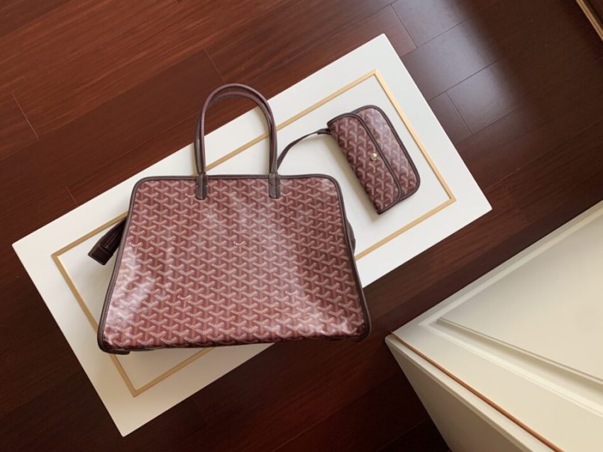 Replica Goyard Hardy Bordeaux - premium-grade designer purse dupe