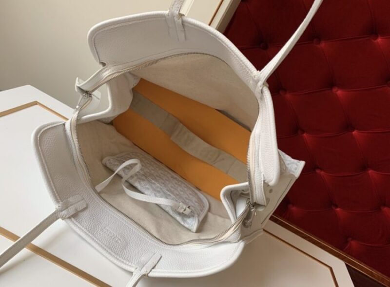 Replica Goyard Hardy White - authentic-look luxury purse replica