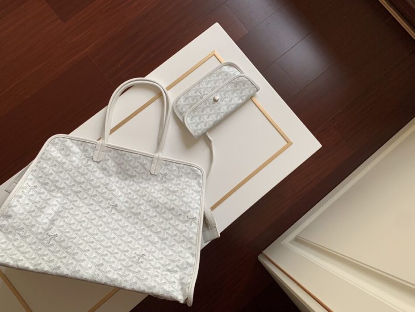 Replica Goyard Hardy White - top-tier luxury replica shoulder bag