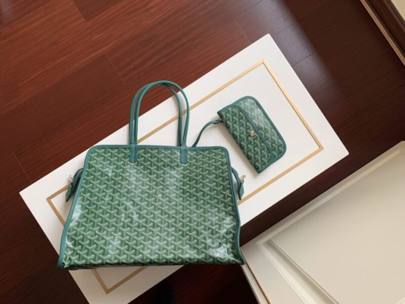 Replica Goyard Hardy Green - authentic-look luxury purse replica