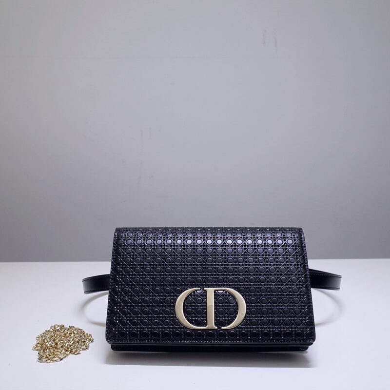 Replica Dior 30 Montaigne Pouch Black - top-rated replica designer bag