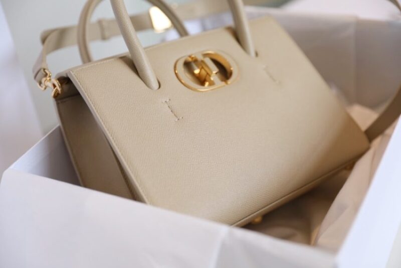 Replica Dior St Honoré Tote Beige - elite superclone designer purse