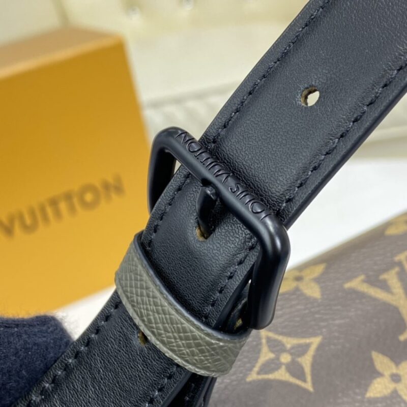 Replica Louis Vuitton Robusto Briefcase - near-authentic luxury replica handbag