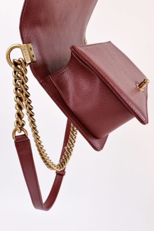 Replica CHANEL Le Boy Red - premium 1:1 fake handbag model