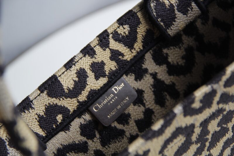 Replica Dior Tote Book Leopard Print - high-quality designer bag clone