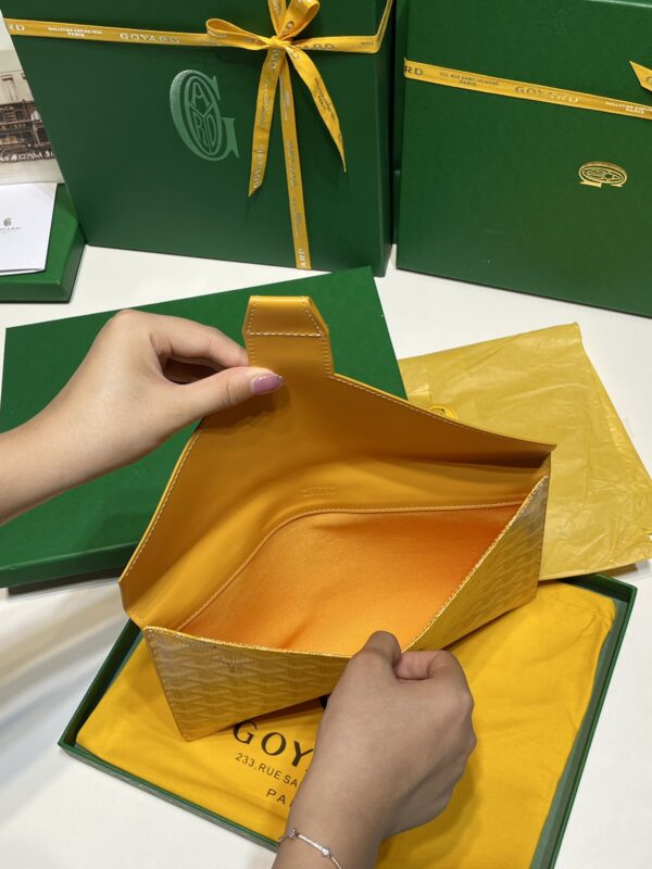 Replica Goyard Camond Pouch Yellow - authentic-look luxury purse replica