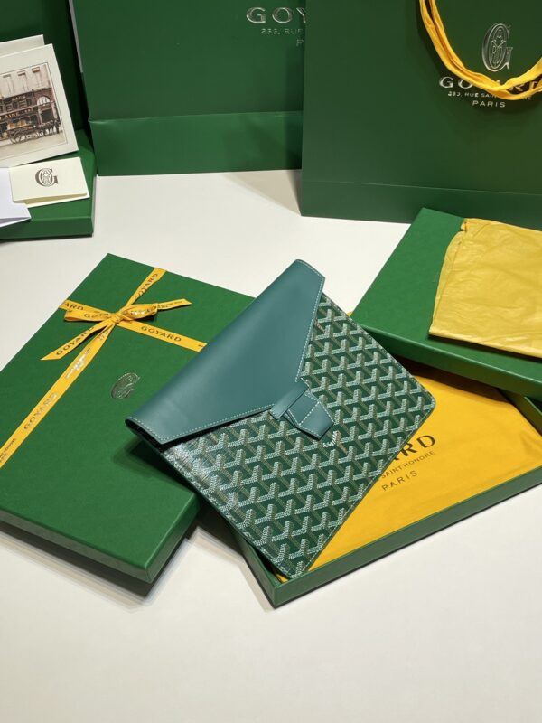 Replica Goyard Camond Pouch Green - near-authentic luxury replica handbag