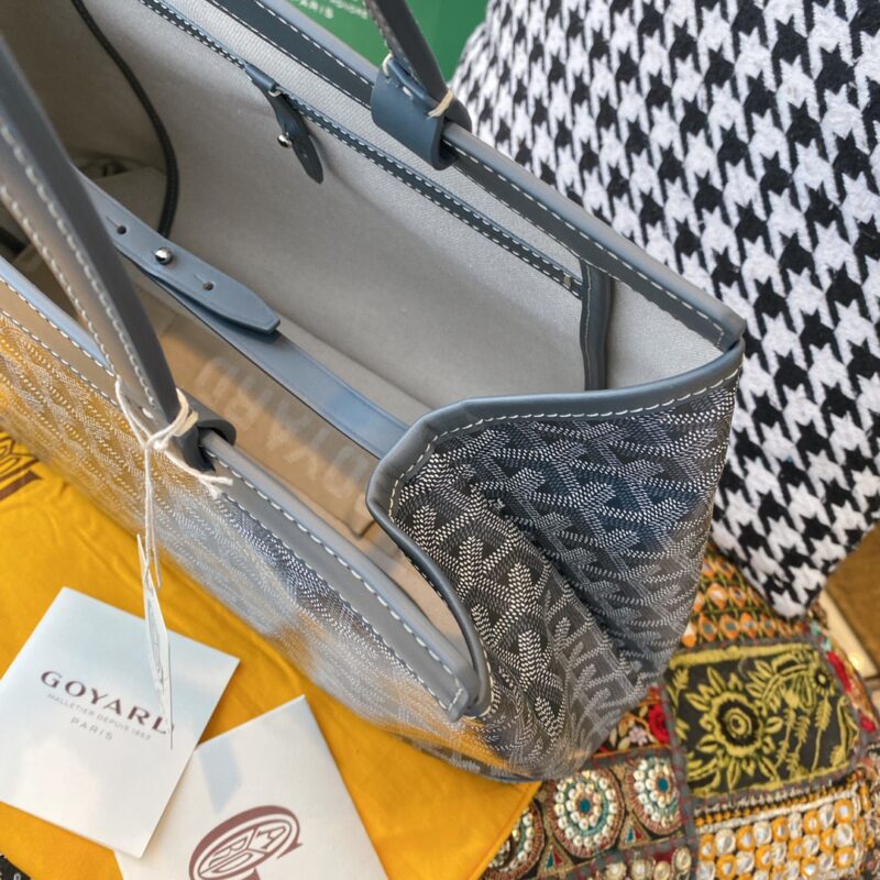 Replica Goyard Bellechasse Grey - near-authentic luxury replica handbag