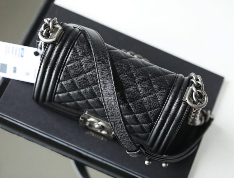 Replica CHANEL Le Boy Black Small - premium 1:1 fake handbag model
