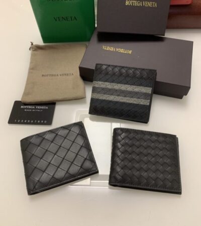 Replica Bottega Veneta 2 Fold Wallet Exclusive - near-authentic luxury replica handbag