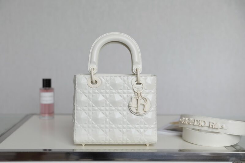 Replica Lady Dior Ultramatte White Grid ABC - realistic designer-inspired fake bag