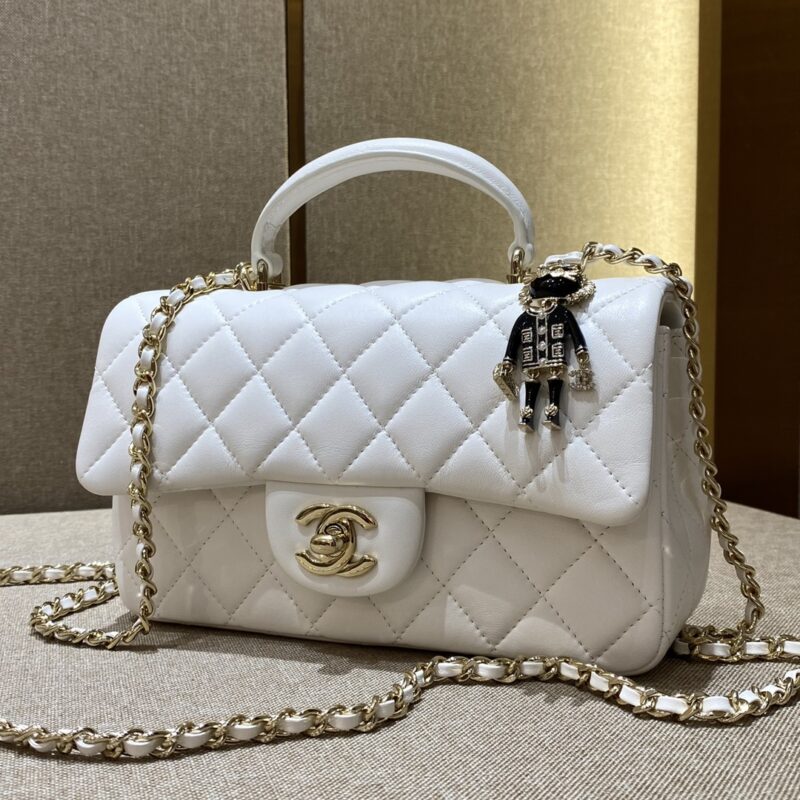 Replica CHANEL CF 20 cm Lion White - realistic designer-inspired fake bag