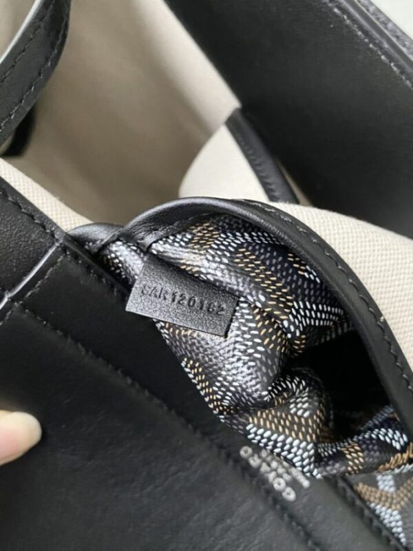 Replica Goyard Rouette Souple Black - realistic designer-inspired fake bag