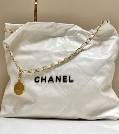Replica CHANEL 22 Medium Handbag White - high-quality designer bag clone