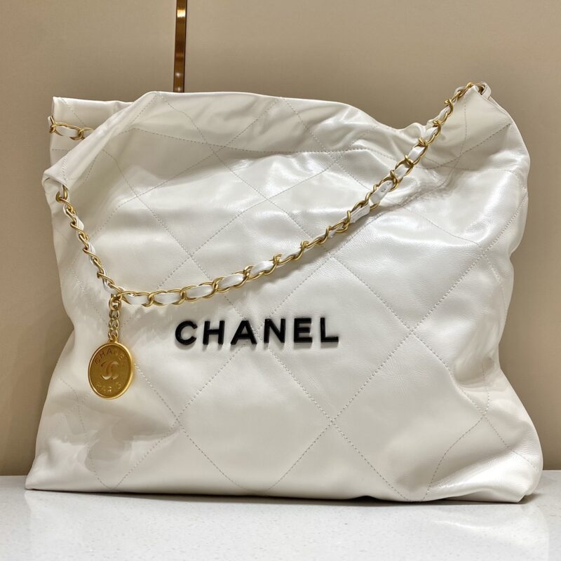 Replica CHANEL 22 Small Handbag White - high-quality designer bag clone
