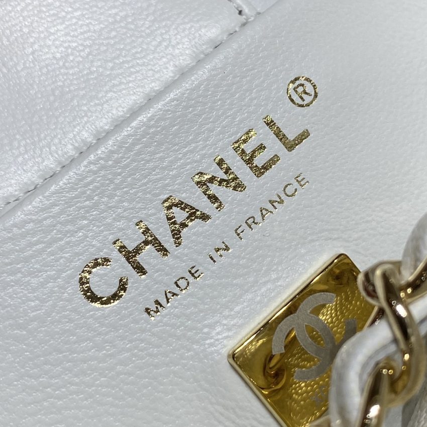 Replica CHANEL 22S Hubo Bag White - top-tier luxury replica shoulder bag