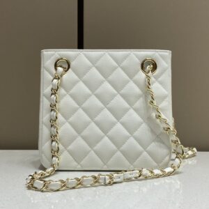 Replica CHANEL 22S Hubo Bag White - best-selling designer handbag dupe