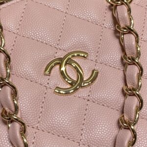 Replica CHANEL 22S Hubo Bag Pink - best-selling designer handbag dupe
