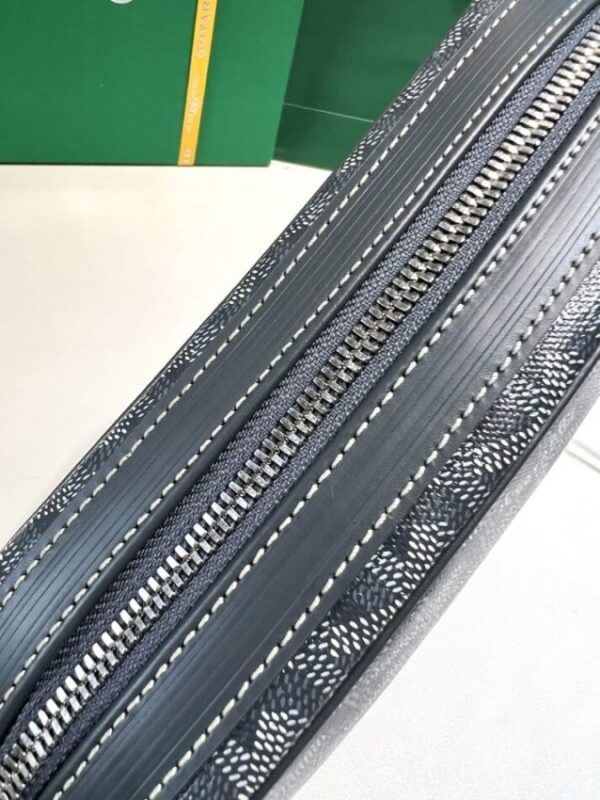 Replica Goyard Cap Vert Red Grey - best quality luxury bag dupe