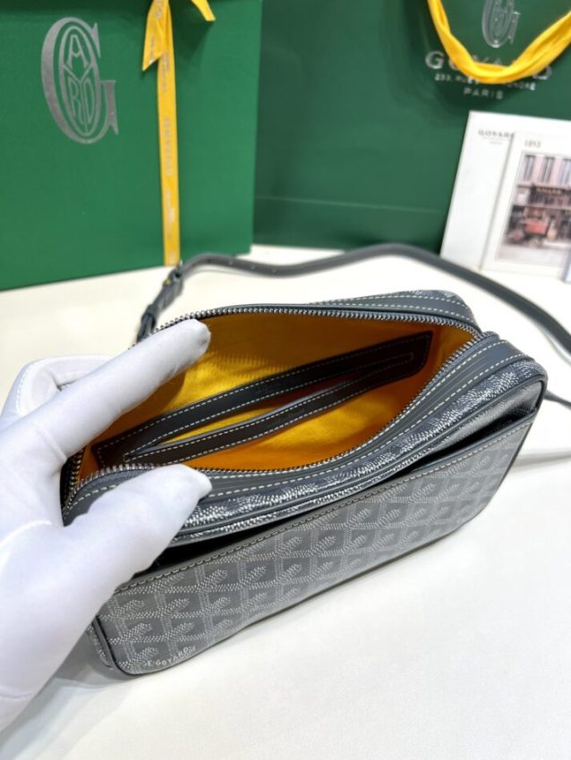 Replica Goyard Cap Vert Red Grey - premium-grade designer purse dupe