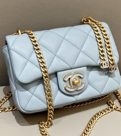 Replica CHANEL 22P Enamel Bag Light Blue - best-selling designer handbag dupe