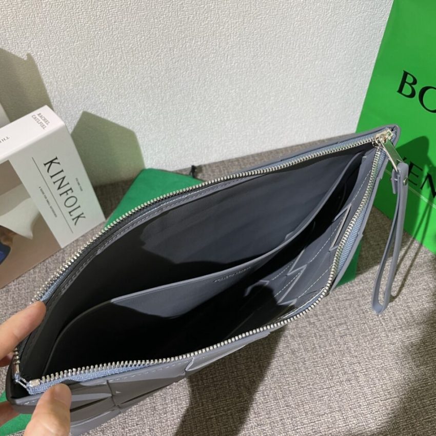 Replica Bottega Veneta Cassette Clutch - best quality luxury bag dupe