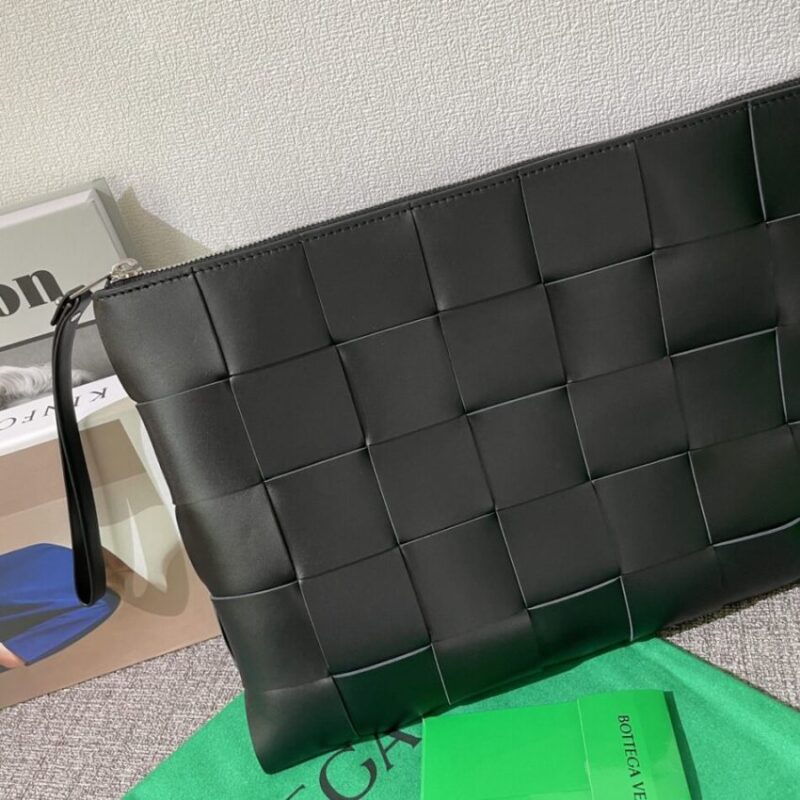 Replica Bottega Veneta Cassette Clutch Black - best quality luxury bag dupe