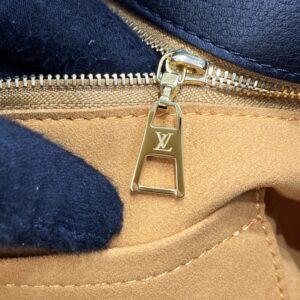 Replica Louis Vuitton On My Side Black All - authentic-look luxury purse replica