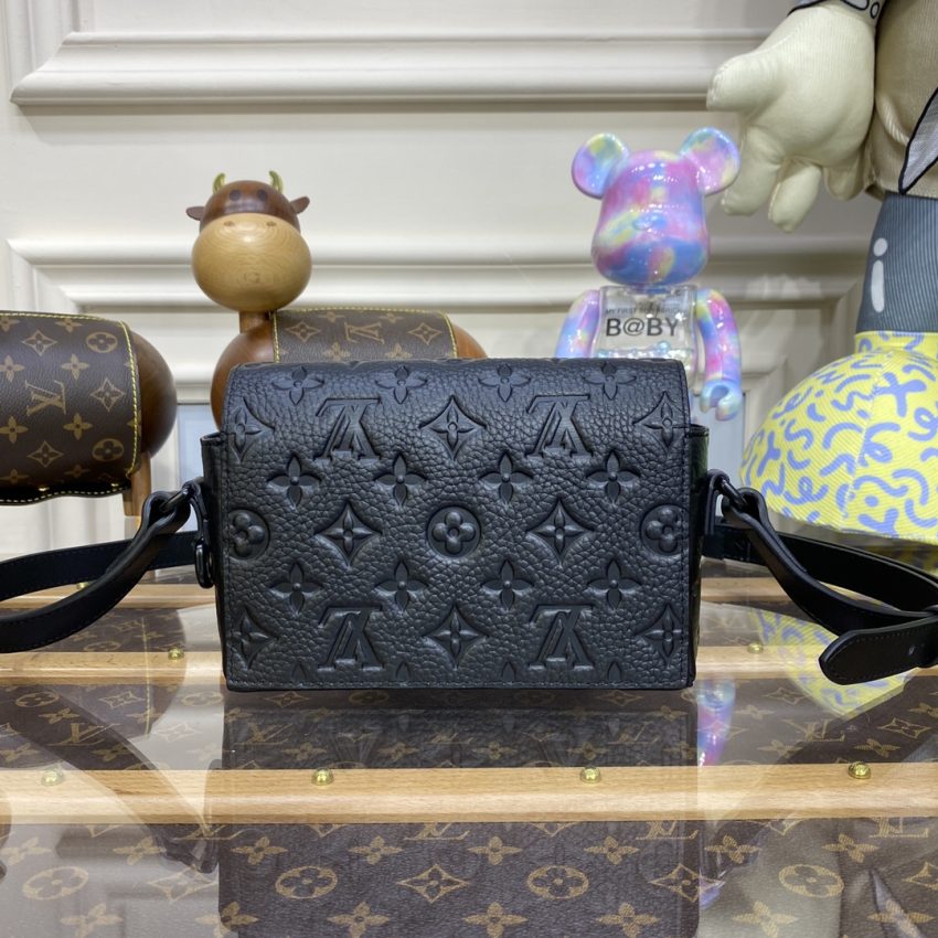 Replica Louis Vuitton Steamer Wearable Wallet Full Black - high-quality designer bag clone