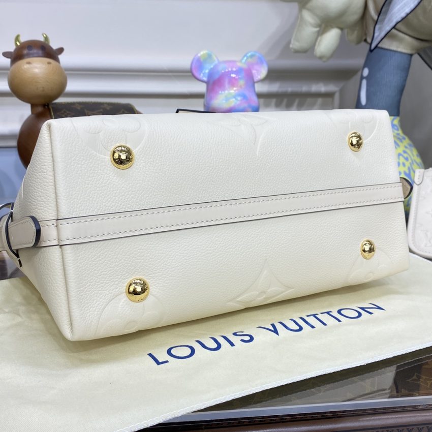 Replica Louis Vuitton Carry All White - high-quality designer bag clone