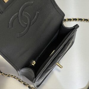 Replica CHANEL Tofu M Bag Black - top-tier luxury replica shoulder bag