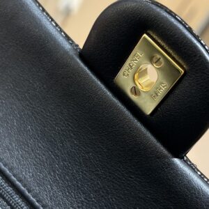 Replica CHANEL Classic Flap 25cm Patent Black - authentic-look luxury purse replica