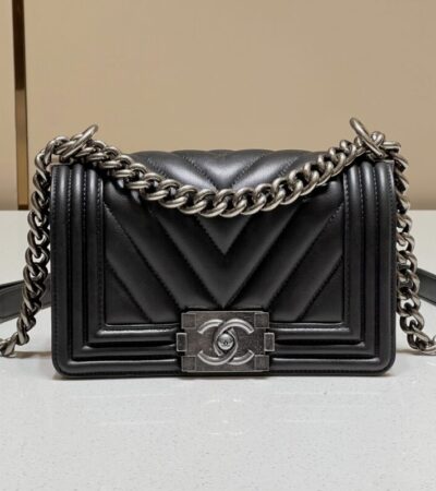 Replica CHANEL Le Boy V Black - Silver - premium-grade designer purse dupe
