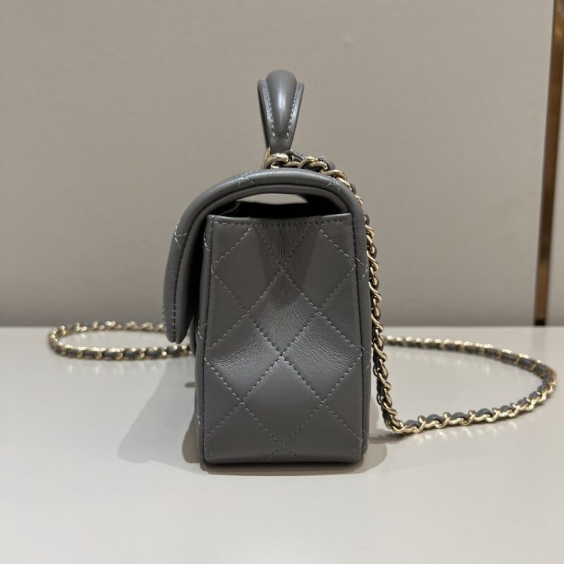 Replica CHANEL CF 20 cm With Handle Beige - near-authentic luxury replica handbag