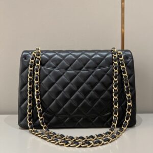 Replica CHANEL Classic Flap 33cm Maxi - realistic designer-inspired fake bag