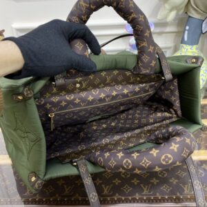 Replica LV OnTheGo Green Soft - realistic designer-inspired fake bag