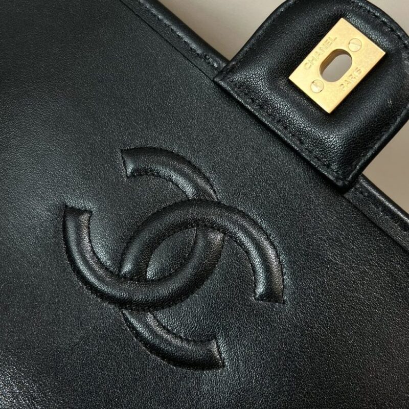 Replica CHANEL 22K Postman Woolen Tofu Bag - high-accuracy replica luxury purse