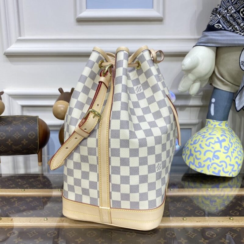Replica Louis Vuitton Noe Bucket White Grid MM - high-quality designer bag clone