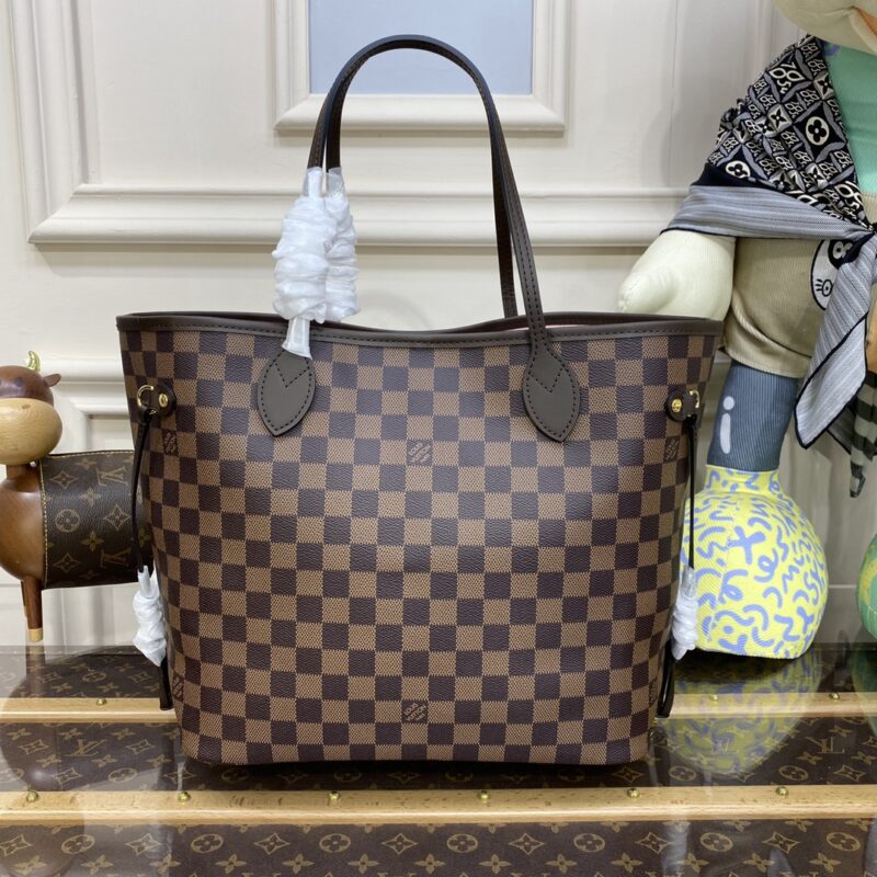 Replica Louis Vuitton Neverfull MM Grid Pink Inside - authentic-look luxury purse replica