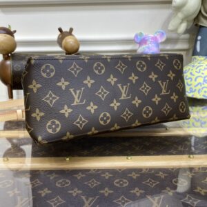 Replica Louis Vuitton Palais - top-tier luxury replica shoulder bag